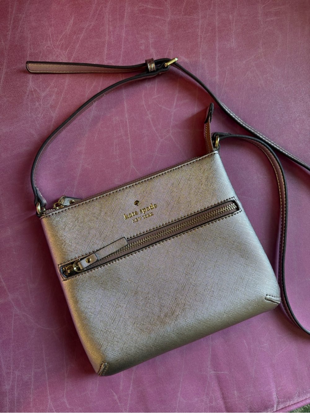 Kate Spade New York - Cedar Street Tenley Metallic Gold crossbody - Picture 2 of 7